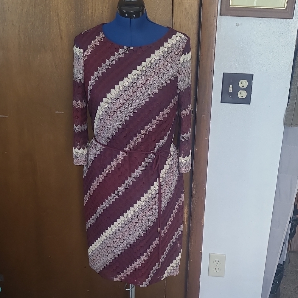 Elegant Burgundy Chevron Dress